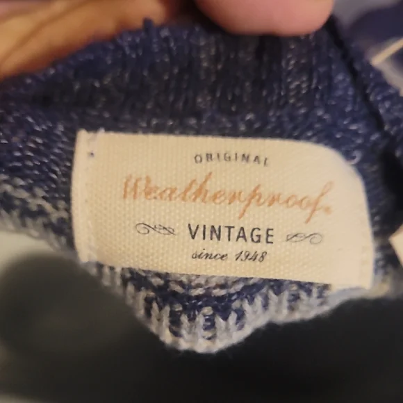 Weatherproof Navy and Cream Crewneck Sweater - Picture 2 of 6